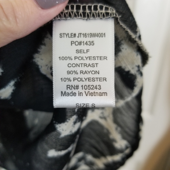 H.I.P Tunic - Picture 5 of 5